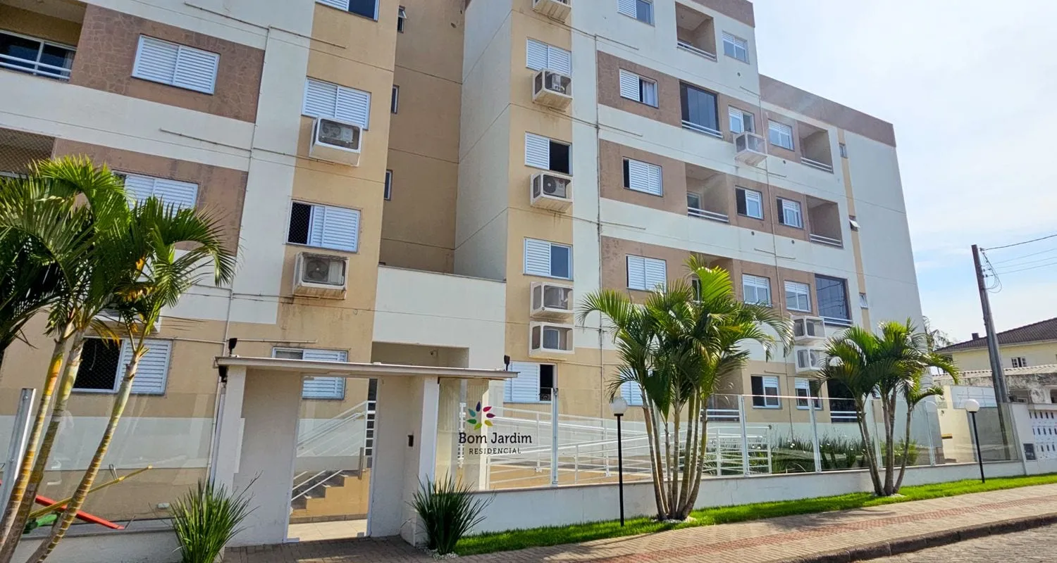 Apartamento 2 quartos semi-mobiliado no Santa Augusta